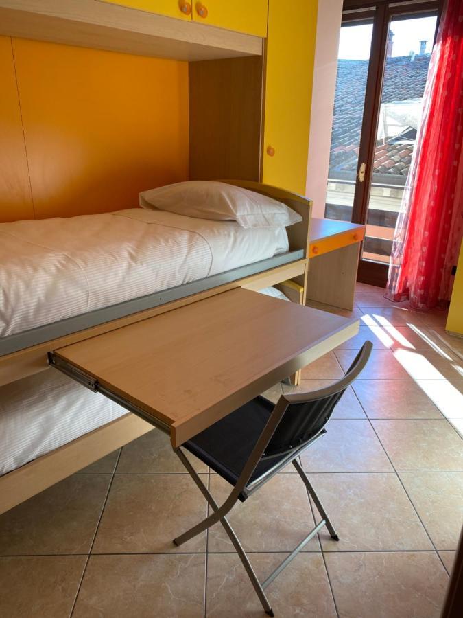 Molino Apartments Ντεζεντσάνο ντελ Γκάρντα Εξωτερικό φωτογραφία